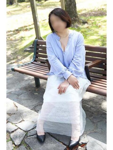 まや 待ちナビ(駅待ち合わせ型デリヘル)