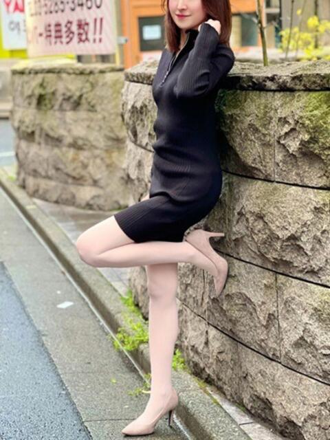 稲葉まこと 月の真珠-新宿-（デリヘル（人妻若妻専門店））