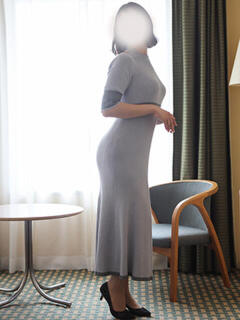 安達彩芽 大阪人妻花壇（梅田/デリヘル）