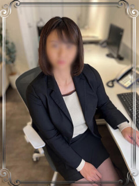 大木みなみ e女商事 池袋店（ホテヘル＆デリヘル）