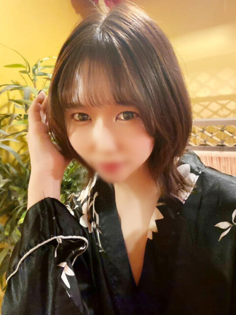 なるみ 紅(くれない)(セクキャバ)