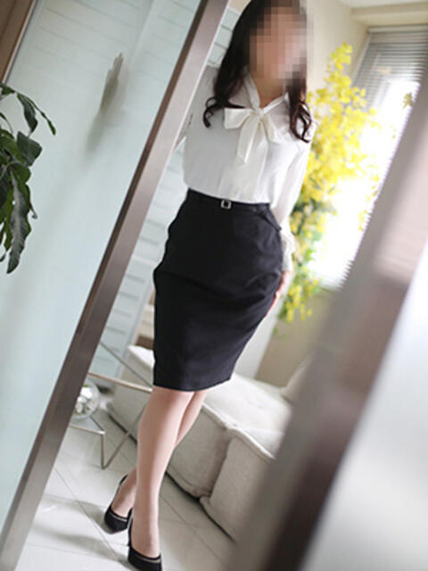 篠塚(しのづか) 人妻出逢い会 百合の園 山の手本店(人妻系デリヘル)