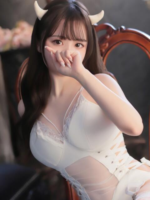 みなも 秒即DE舐めてミント池袋店（痴女系・M性感）