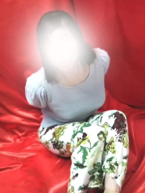 中谷 変態美熟女お貸しします。（待ち合わせ型熟女デリヘル）