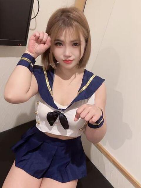 シンシン ラヴィアン（アジアンデリヘル）