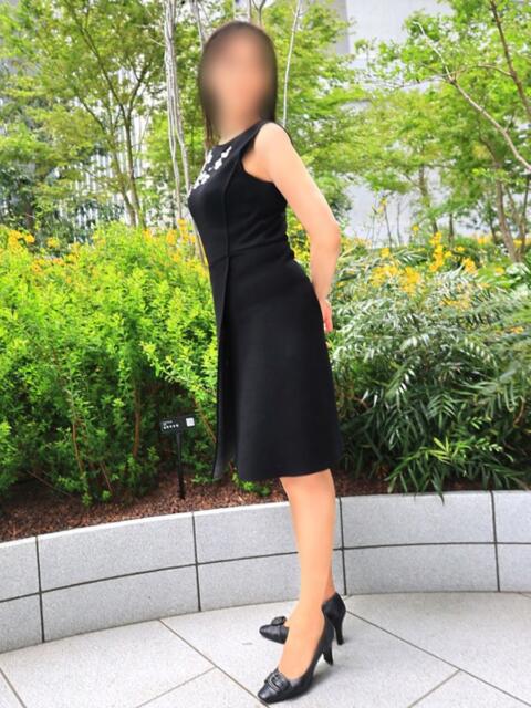 愛咲 東京人妻フォーシーズンズ（人妻・熟女待ち合わせデリヘル）