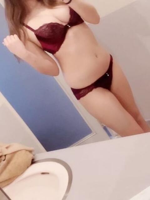 みお Cat's高山店(デリヘル)