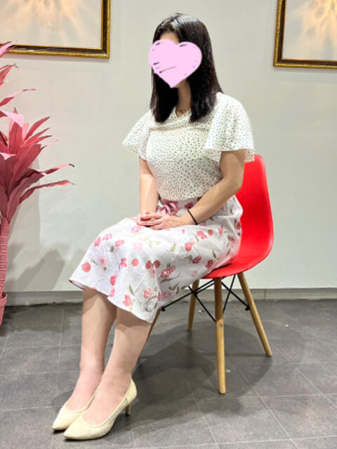 小室 ちあき HANA-okinawa-（人妻系デリヘル）