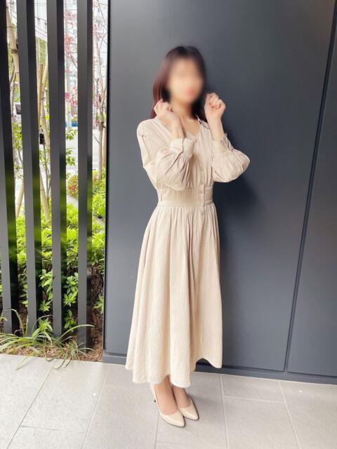 みなみ 手コキ研究会（派遣型オナクラ）