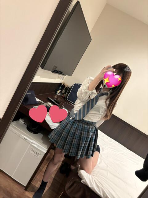 なごみ 青チェと赤チェ(派遣型オナクラ&リフレ)