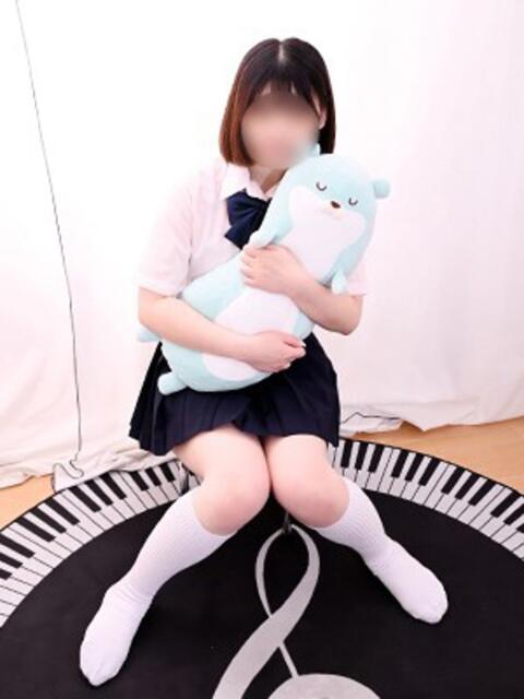 あむ 聖あるてみす学園（ホテヘル(素人学園イメクラ)）