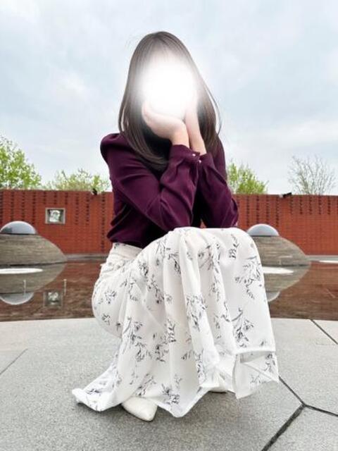 穂乃花【GOLDcourse】 お姉さん人妻専門店FANTASY(デリヘル)