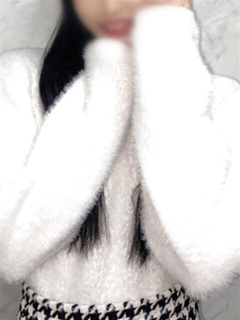 るる 渋谷くいーんず（素人専門ホテヘル＆デリヘル）