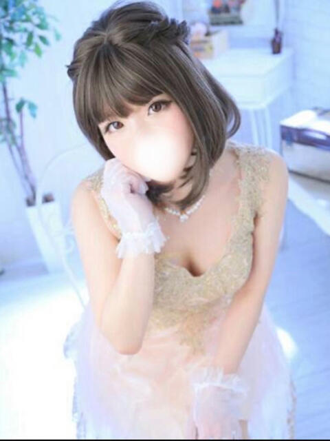 芽瑠（める） あなたの妻（人妻系デリヘル）