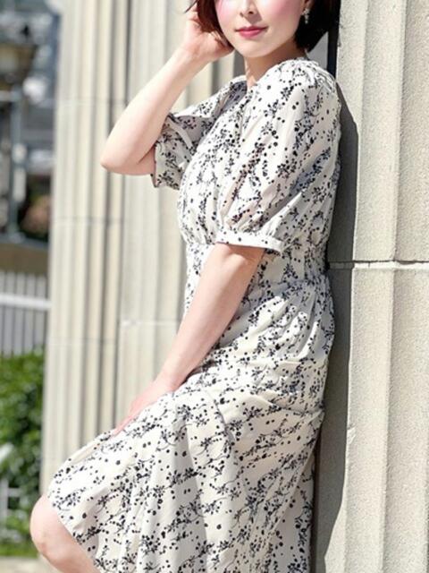 根本ゆきこ 月の真珠-新宿-(デリヘル(人妻若妻専門店))