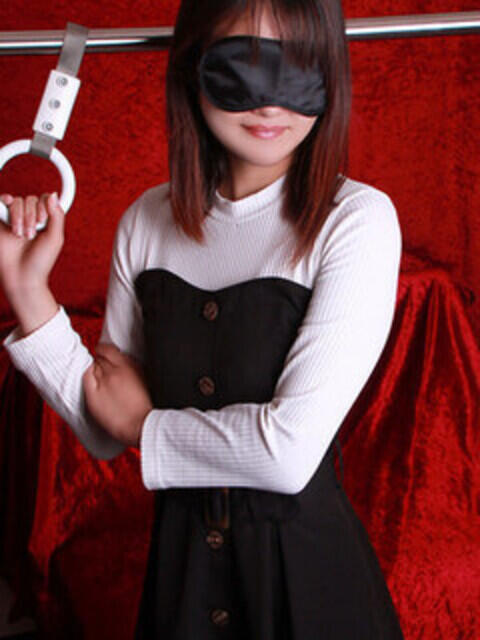 まりの コスプレ痴漢電車（ホテヘル）