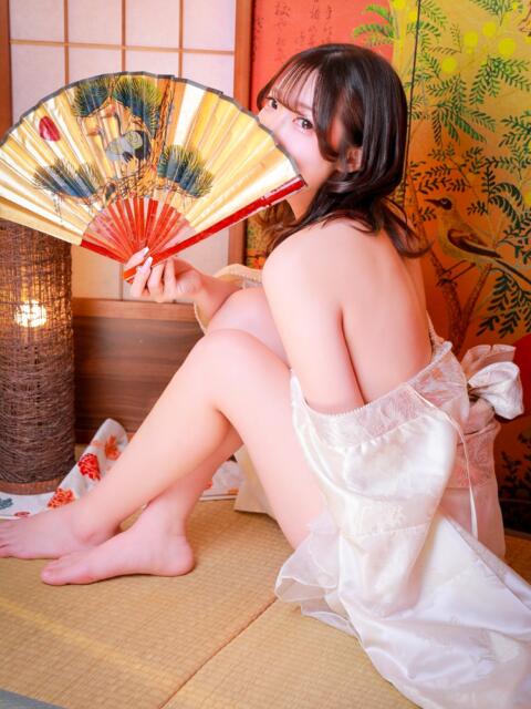 みなみ ラブじゅばん（セクキャバ）