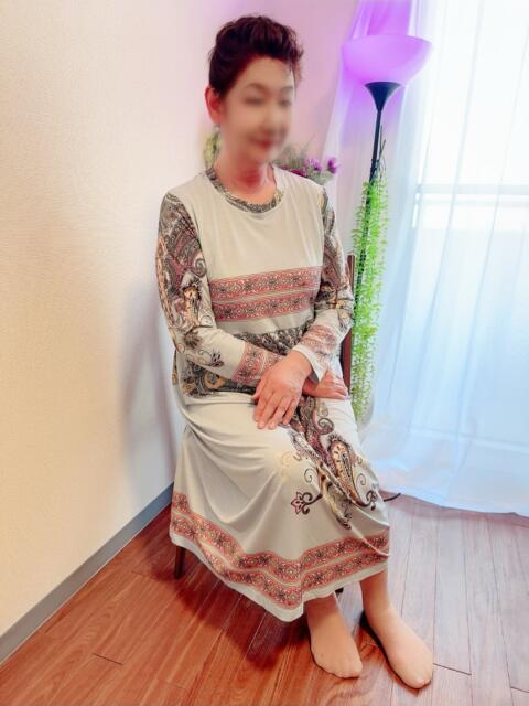 うろ しゅうかつ倶楽部(人妻・熟女デリヘル)