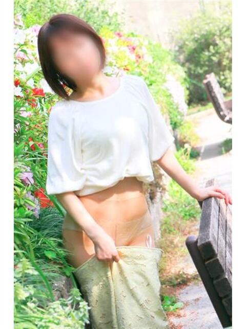 みなこ 奥鉄オクテツ東京店(デリヘル市場)(駅待ち合わせ型人妻デリヘル)