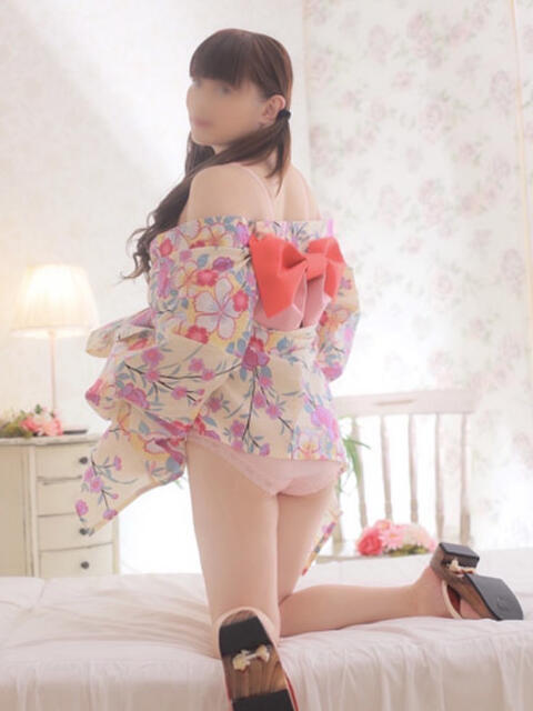 もも★ レースクィーン(人妻系ソープランド)