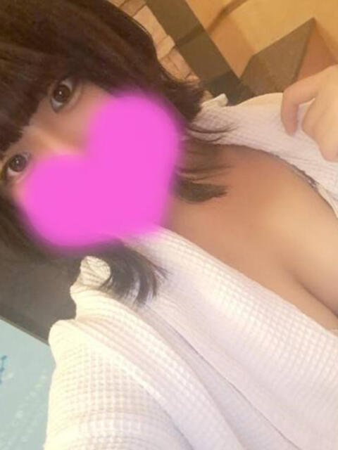 池田おうか 池袋3P複数プレイ専門店 ハーレム（ホテヘル＆デリヘル）