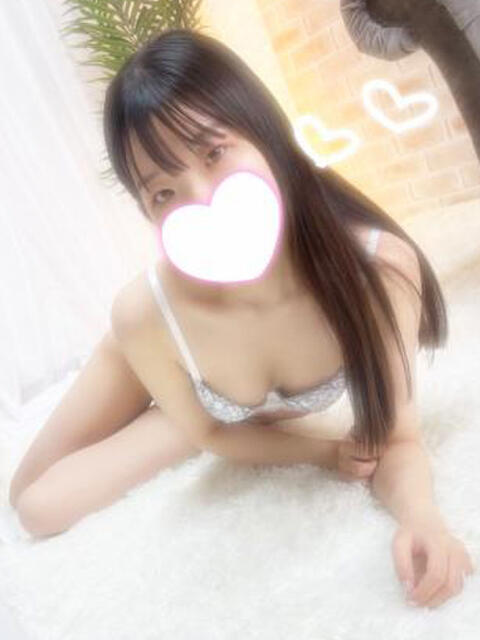 天神かなで 池袋3P複数プレイ専門店 ハーレム(ホテヘル&デリヘル)