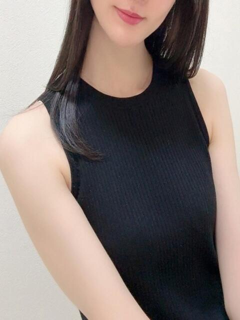 二階堂まい The ROYAL CLASS（【非風俗】派遣型メンズエステ）