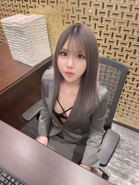 吉川 セクハラ東京オフィス（日本人オンリー デリヘル）