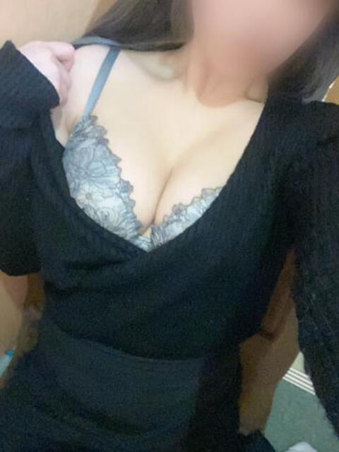 木村ニモ 池袋3P複数プレイ専門店 ハーレム(ホテヘル&デリヘル)