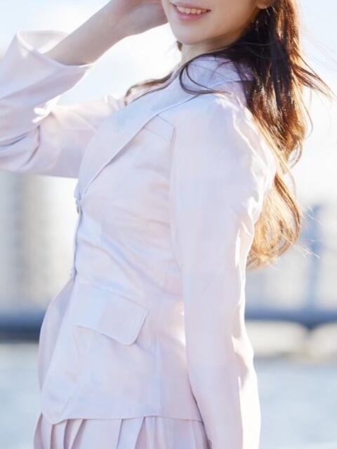 雨宮千咲 アナザーフワリー（高級デリヘル）