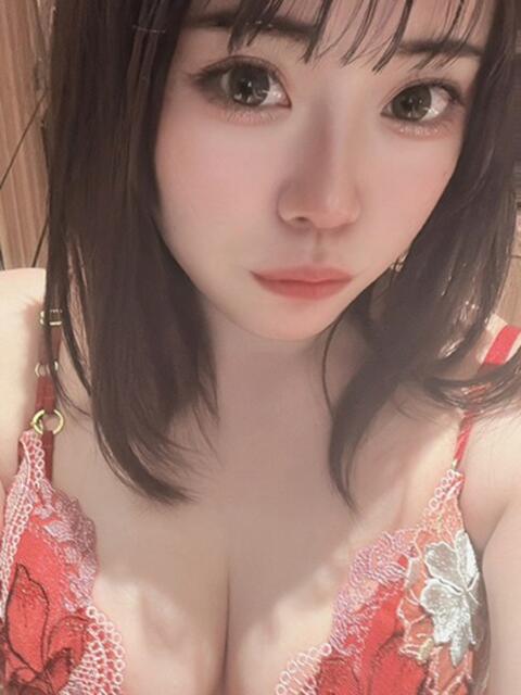 もえ♡細身×巨乳美女♡ 即生専門店ゴッドパイ（デリヘル）