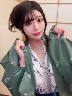 もも T-girl （大阪）（日本橋/ニューハーフ）