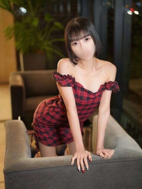 新谷 まな RANUNCULUS(ラナンキュラス)（高級デリヘル）