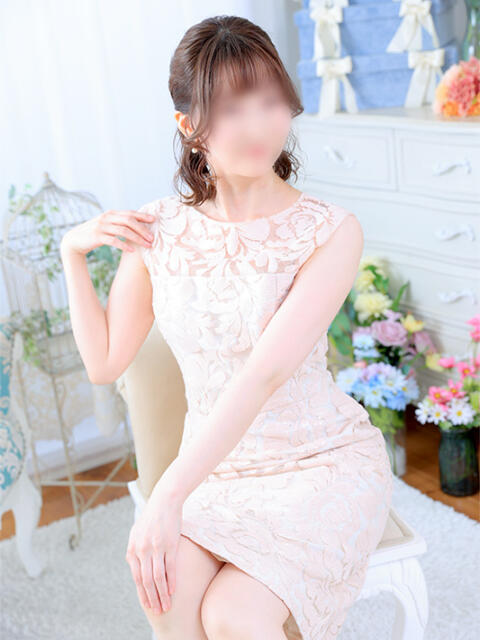 ゆかり VIVIDCREWマダムセカンドバージン 梅田店（2ショットキャバクラ）