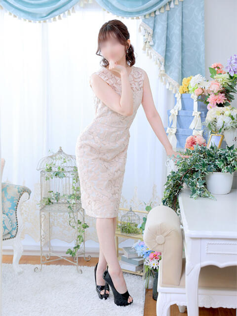 ゆかり VIVIDCREWマダムセカンドバージン 梅田店（2ショットキャバクラ）