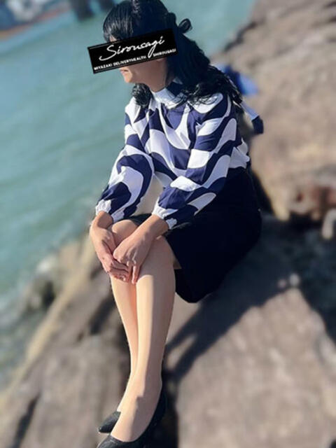 よしこ しろうさぎ(人妻デリヘル)