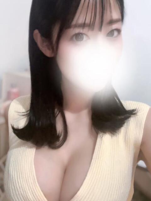 明香里（あかり） Shiny（【非風俗】メンズエステ）