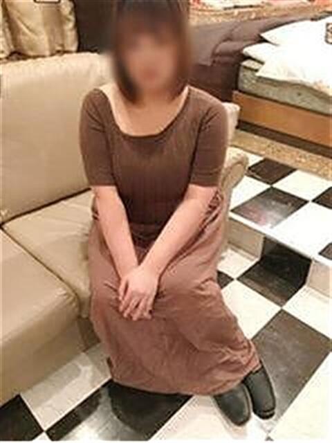 さな ギン妻パラダイス 十三店（人妻系ホテヘル＆デリヘル）