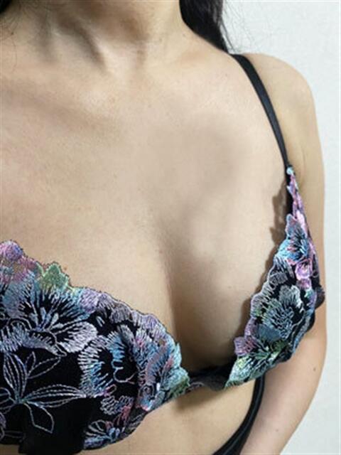 るな ギン妻パラダイス 十三店（人妻系ホテヘル＆デリヘル）