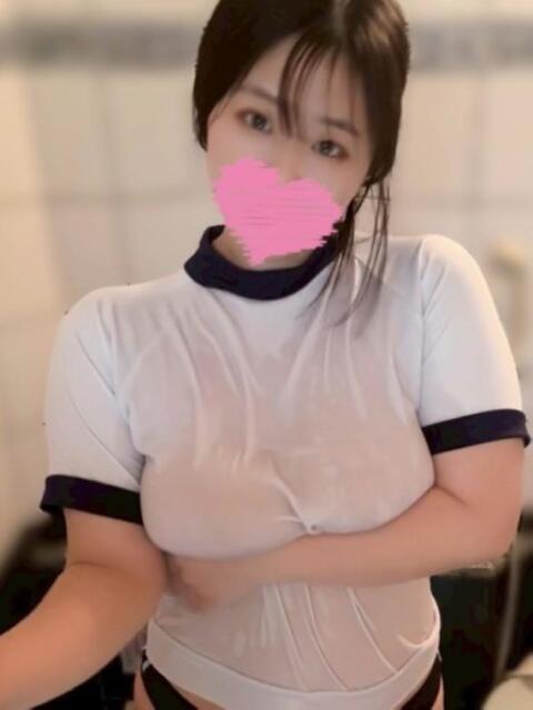 あむな☆超可愛い清楚パイパンお潮 PREMIUM萌え可愛いチョコレート～全てのステージで感動の体験を～（デリヘル）