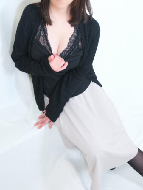 山崎みさと 人妻家久喜（人妻専門デリヘル）