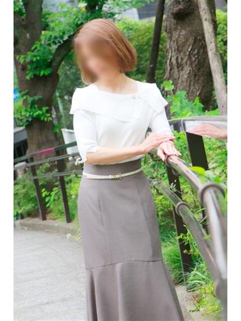 みたけ 奥鉄オクテツ東京店（デリヘル市場）（駅待ち合わせ型人妻デリヘル）