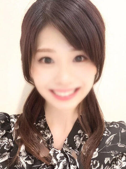 影山りょう 断りきれない美人マッサージ嬢たち（デリヘル＆エステ）