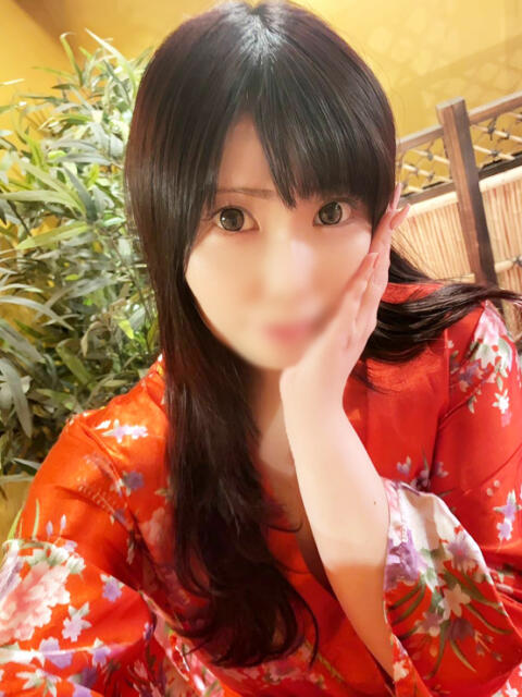 みつ 紅(くれない)（セクキャバ）