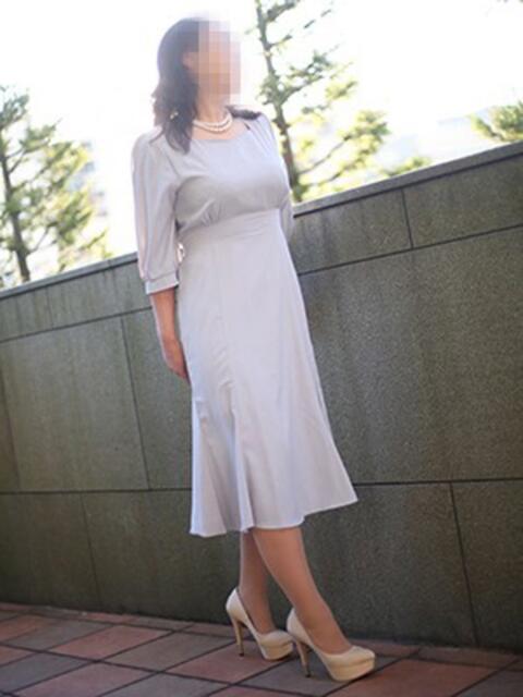 小西(こにし) 熟女出逢い会 『百合の園』 五反田店(熟女デリヘル)