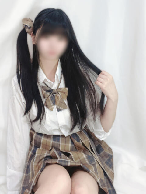 みるく 美コキ手少女（派遣型オナクラ(手コキ)）