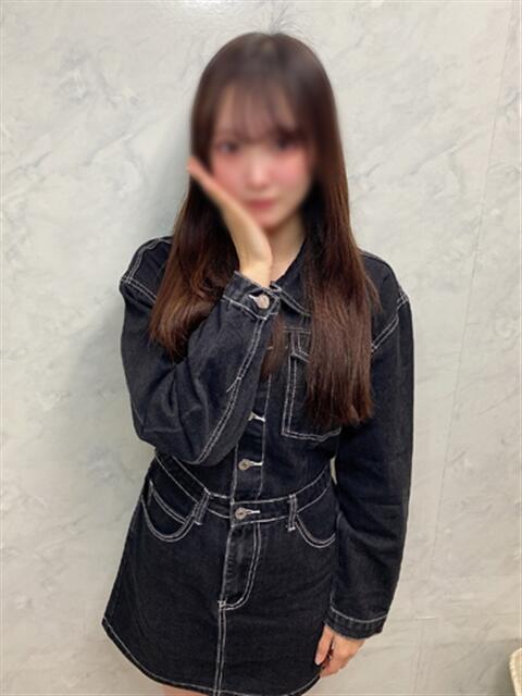 れな 渋谷くいーんず（素人専門ホテヘル＆デリヘル）