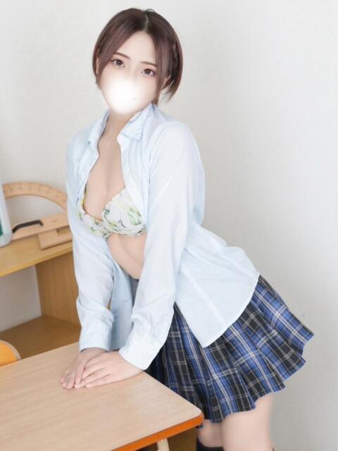 うさぎ 舐めたくてグループ～君とサプライズ学園～越谷校（デリヘル）