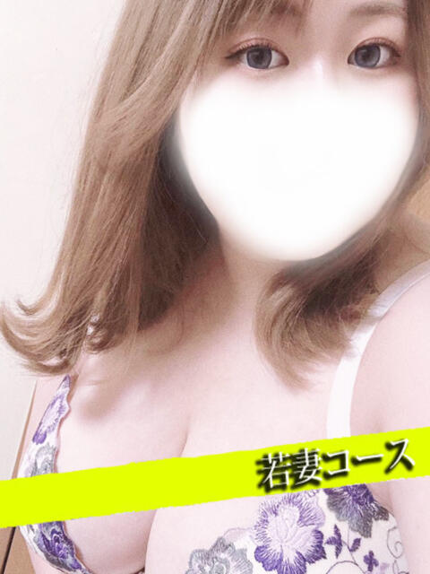 まな 甲府人妻隊（人妻デリヘル）