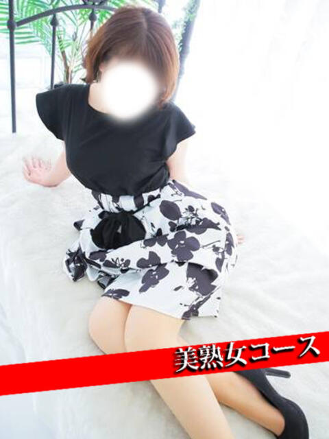 れみ 甲府人妻隊(人妻デリヘル)